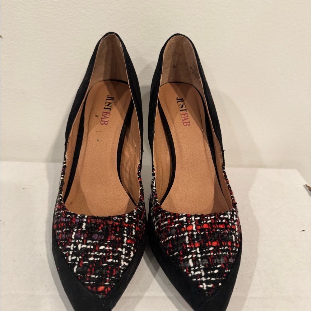 JustFab Black and Red Tweed Heels